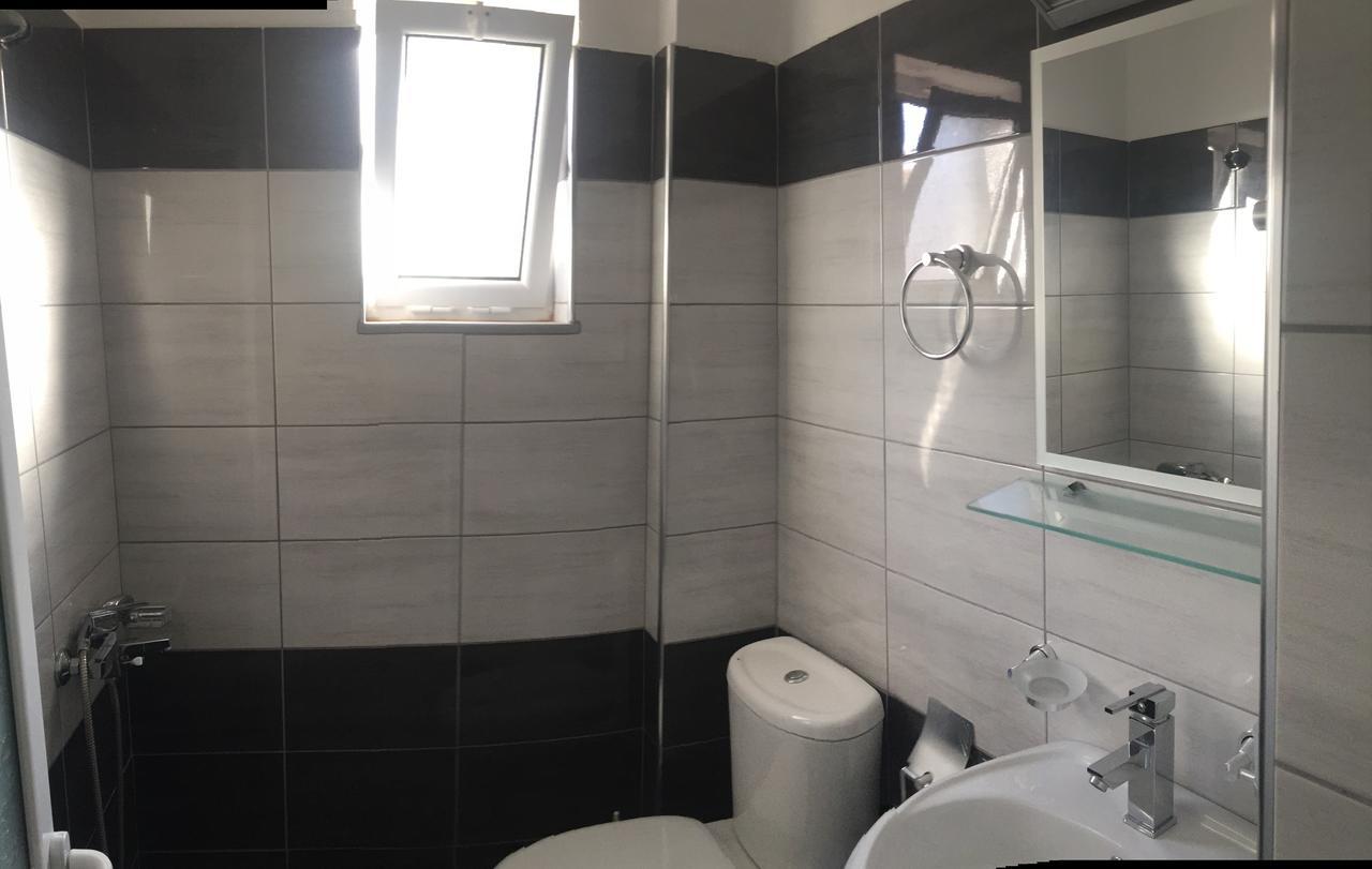 Xhonis Apartments Ksamil Exterior foto